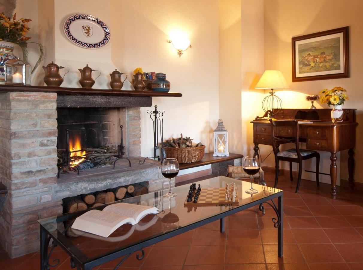 Tenuta Di Forte Sorgnano Gualdo Cattaneo Zimmer foto