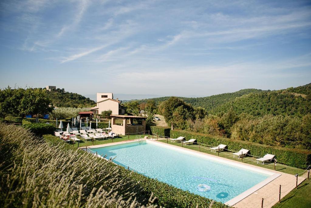 Tenuta Di Forte Sorgnano Gualdo Cattaneo Exterior foto