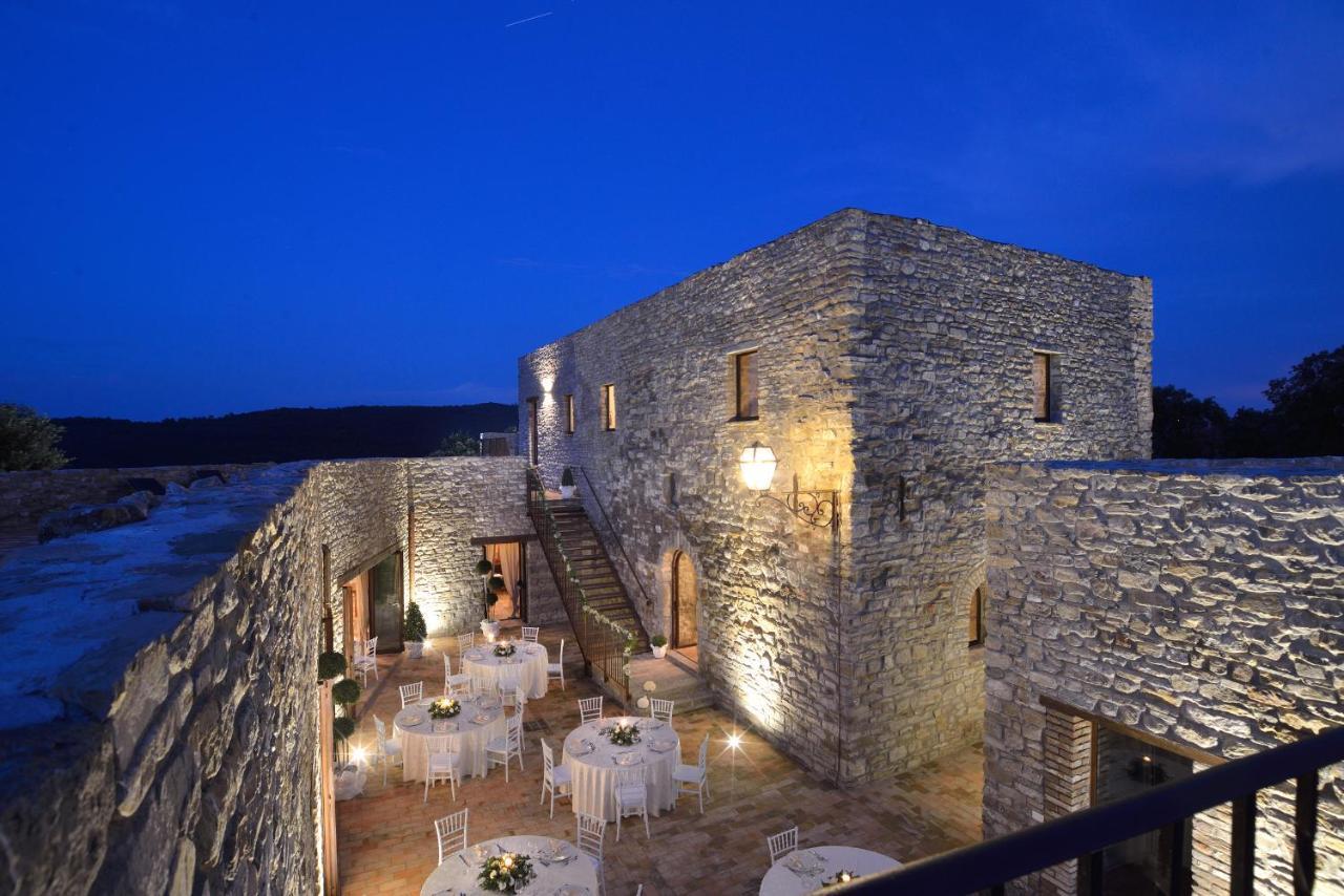 Tenuta Di Forte Sorgnano Gualdo Cattaneo Exterior foto